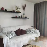 T2 Avec Piscine Idealement Situe דירה *