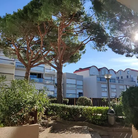 Apartment T2 Relooke Avec Piscine Idealement Situe