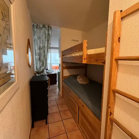 T2 Relooke Avec Piscine Idealement Situe Apartment Gruissan